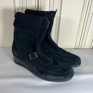 Sudini Black Suede Front Zip Ankle Booties Shoes Size 6M